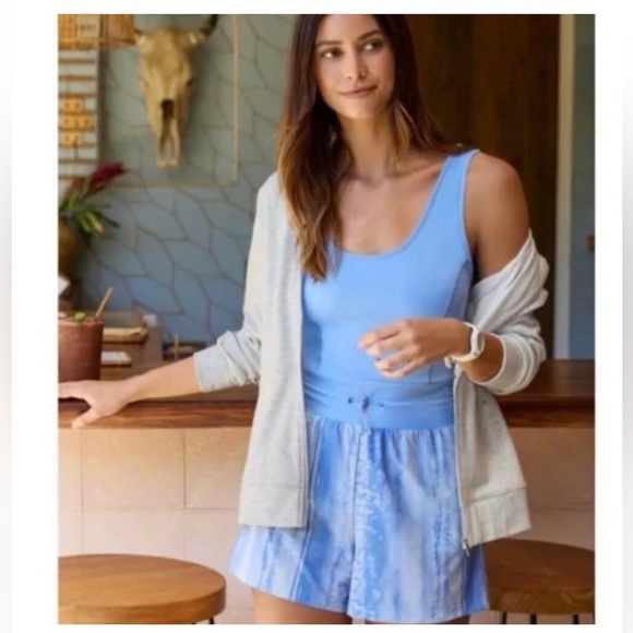 Travis Mathew Romper dawn glow size small - Picture 6 of 8